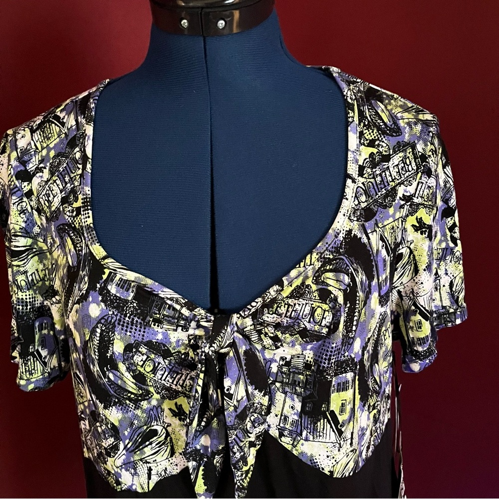 NWT Torrid “BeetleJuice” Mansion Top - Picture 7 of 15